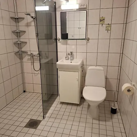 Honkapirtti Yllaes, * Äkäslompolo