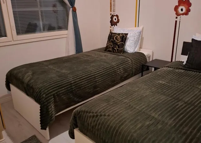 Honkapirtti Yllaes, * Äkäslompolo